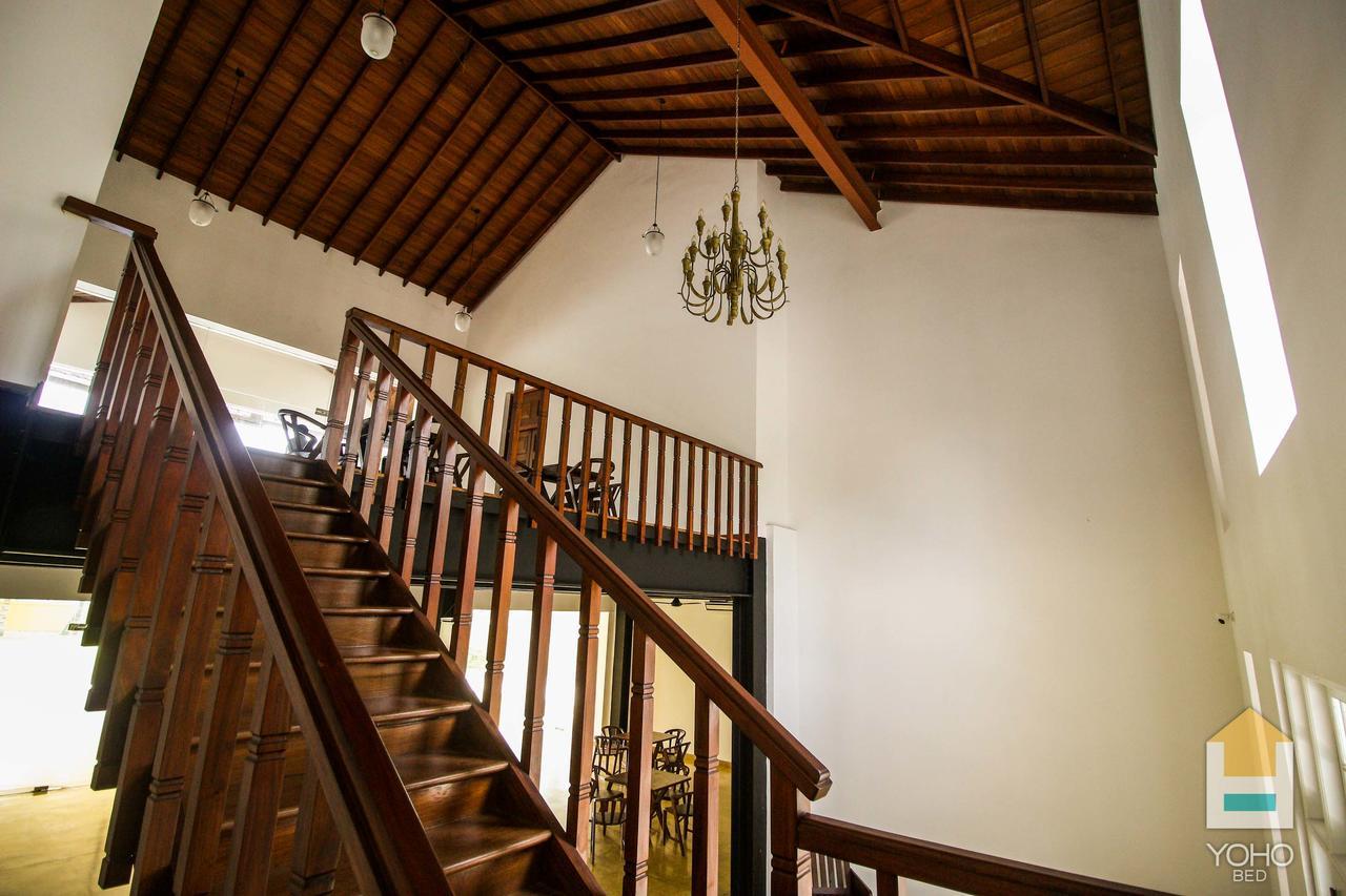 Yoho Rivi Ras Hotel Дехивала-Маунт-Лавиния Экстерьер фото