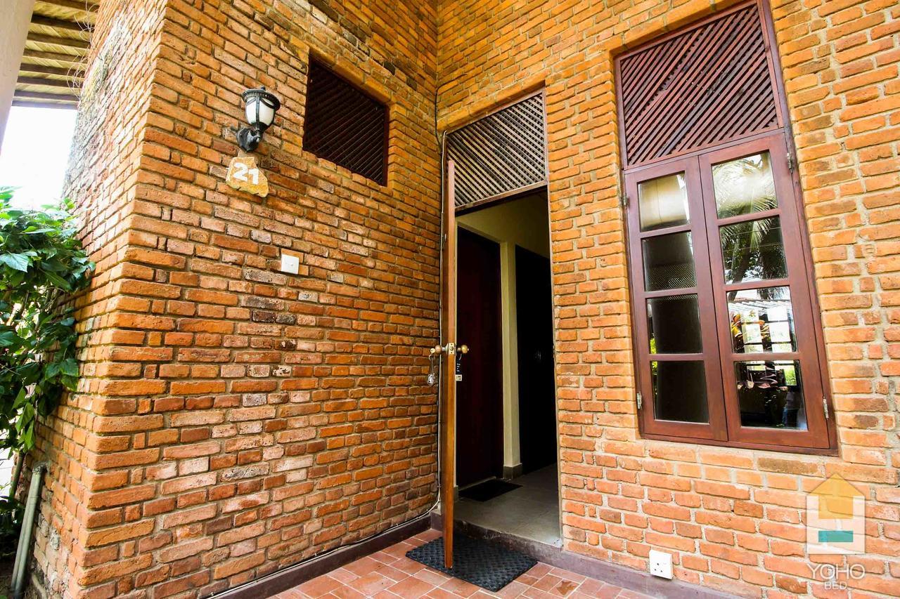 Yoho Rivi Ras Hotel Дехивала-Маунт-Лавиния Экстерьер фото