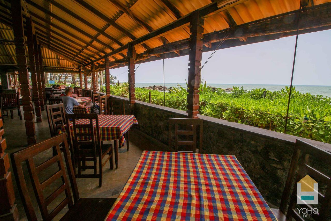Yoho Rivi Ras Hotel Дехивала-Маунт-Лавиния Экстерьер фото